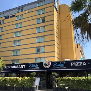 Ibis Budget Palais Nikaia Ницца